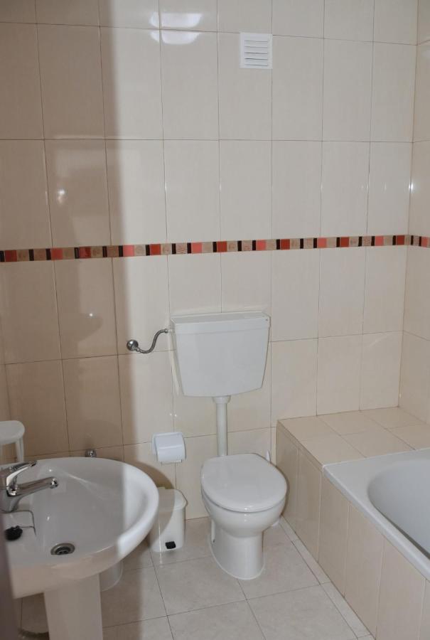 Apartamentos Encosta Do Mar Albufeira Exterior photo